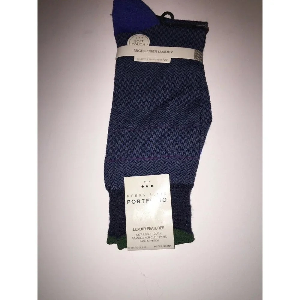 Perry Ellis Lot of 2 Pairs Men's Printed Socks, Shoe Size 7-12